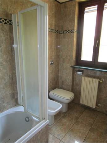 Photo 33